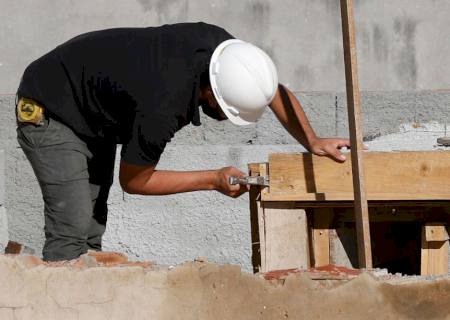 IBGE: desemprego cai para 7,9% no trimestre encerrado em julho